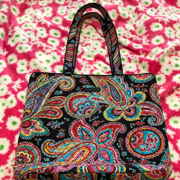 Vera Bradley Handbags - Vera Bradley Small Tote